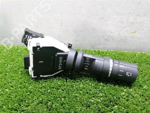 Used Switch NISSAN QASHQAI I (J10, NJ10) 2.0 (141 hp) 31901870