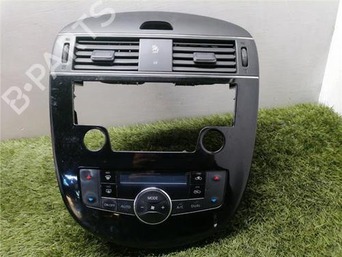 BP31900935I5 main image