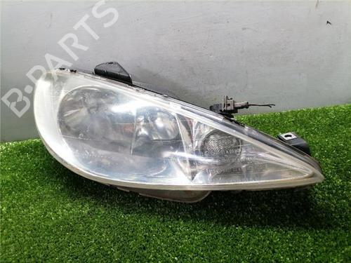 Used Right headlight Right headlight PEUGEOT 206 Hatchback (2A/C) 1.1 i (60 hp) 33711885 33711885