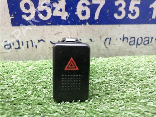 Bouton de warning HONDA ACCORD VI (CK, CG, CH, CF, CL) 1.8 i (CG8) (136 hp) 31897979