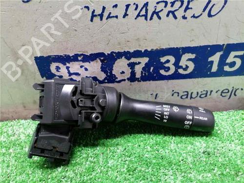 Used Switch TOYOTA YARIS (_P9_) 1.4 D-4D (NLP90_, NLP90R) (90 hp) 31899300
