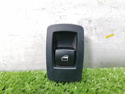 Pulsantiera anteriore destra BMW 3 (E90) 320 d (163 hp) 33221732
