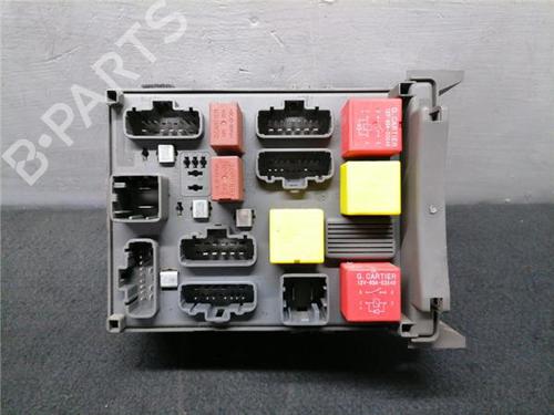 fuse-box-renault-laguna-ii-bg01_-2001-2002-2003-2004-2005-2006-2007-35269734 main image