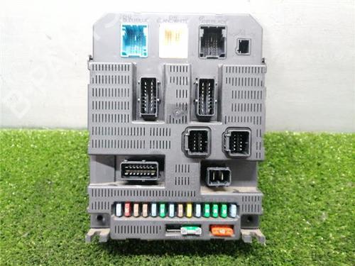 fuse-box-citroen-c4-i-lc_-2004-2005-2006-2007-2008-2009-2010-2011-2012-2013-2014-33221812 main image