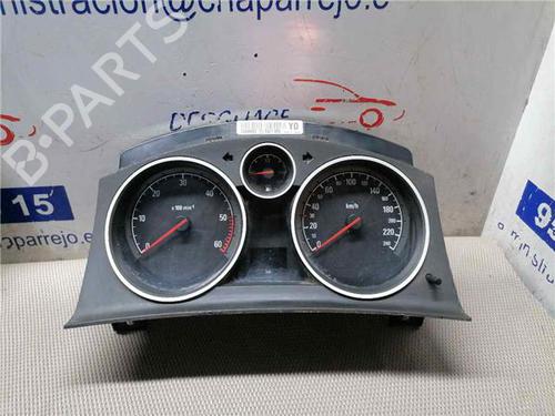 Used Instrument cluster Instrument cluster OPEL ZAFIRA / ZAFIRA FAMILY B (A05) 1.7 CDTI (M75) (110 hp) 31899772 31899772