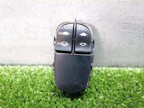 Used Left front window switch Left front window switch FORD FOCUS I (DAW, DBW) 1.6 16V (100 hp) 33808147 33808147