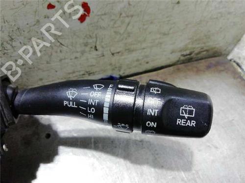 Switch HYUNDAI SANTA FÉ I (SM) 2.0 CRDi 4x4 | BP31896424I30