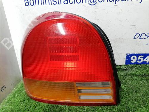 Feu arrière gauche HYUNDAI SONATA IV (EF) 2.5 V6 24V (160 hp) 31892500