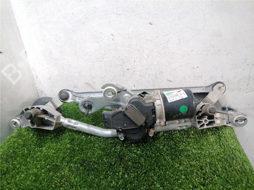 Used Front wiper motor Front wiper motor NISSAN JUKE (F15) 1.6 (117 hp) 33969969 33969969