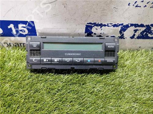 Commande Chauffage SKODA SUPERB I (3U4) 1.9 TDI (130 hp) 31900600