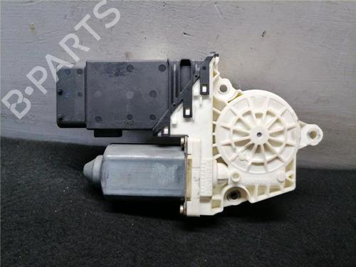 Used Right front window motor Right front window motor VW GOLF IV (1J1) 1.6 16V (105 hp) 36395457 36395457
