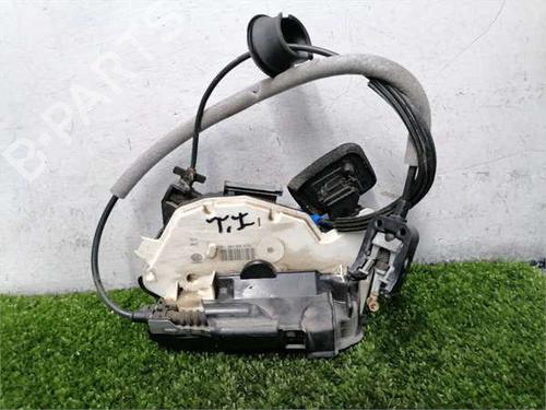 rear-left-lock-seat-leon-5f1-2012-2013-2014-2015-2016-2017-2018-2019-2020-2021-36940203 main image