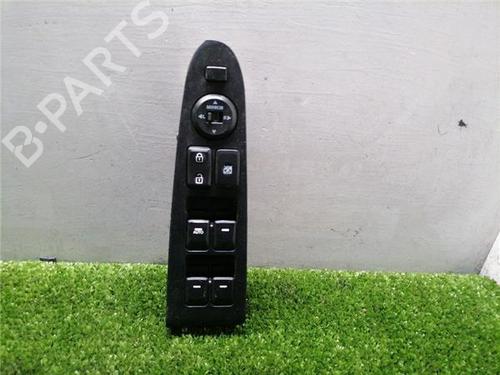 Used Left front window switch Left front window switch KIA SPORTAGE III (SL) 1.7 CRDi (116 hp) 34333403 34333403