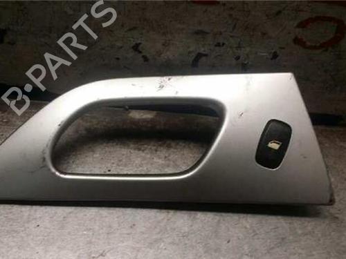 Used Left rear window switch Left rear window switch 31895972 31895972
