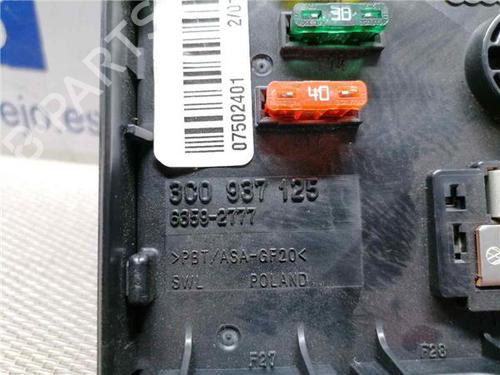 Fuse box VW PASSAT B6 Variant (3C5) 1.6 TDI | BP31890424E1