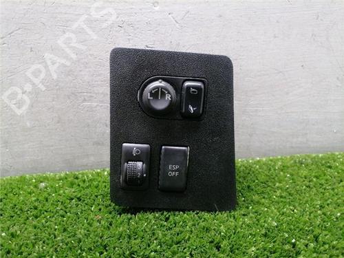 Used Mirror switch NISSAN QASHQAI I (J10, NJ10) 2.0 (141 hp) 31901884