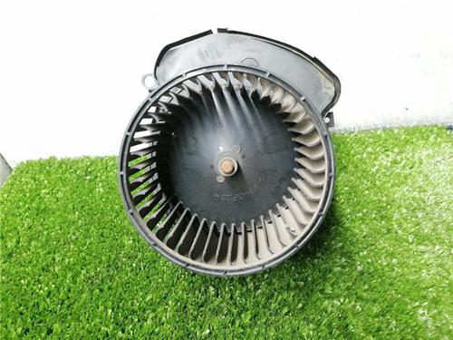 Used Heater blower motor DACIA LOGAN III (3K_) 1.0 TCe 90 (3KM6) (91 hp) 32716131
