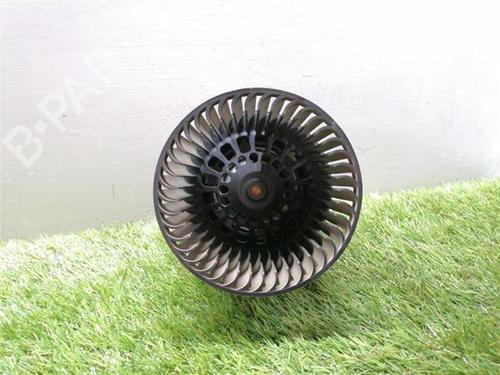 Used Heater blower motor PEUGEOT 208 I (CA_, CC_) 1.6 BlueHDi 100 (100 hp) 31935139