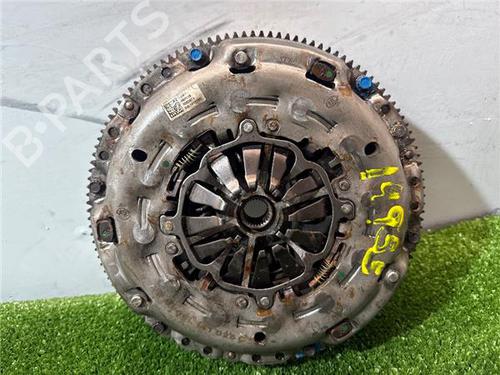 Autre SEAT LEON ST (5F8) 1.6 TDI (115 hp) 32872725