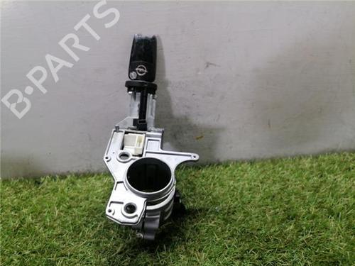 Used Switch Switch OPEL ZAFIRA B Box Body/MPV (A05) 1.9 CDTI VAN (M75) (120 hp) 35747267 35747267