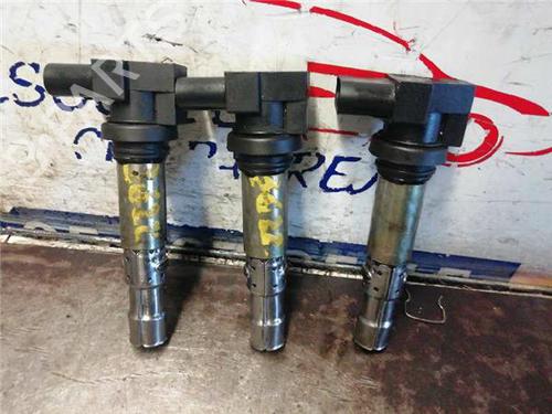 Used Ignition coil VW GOLF IV (1J1) 1.6 16V (105 hp) 31896304