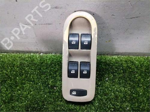 left-front-window-switch-renault-scenic-ii-jm01_-2003-2004-2005-2006-2007-2008-2009-2010-36819823 main image