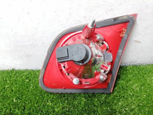 Left taillight VW PASSAT B6 (3C2) 2.0 TDI | BP32354190C34 - Image 2