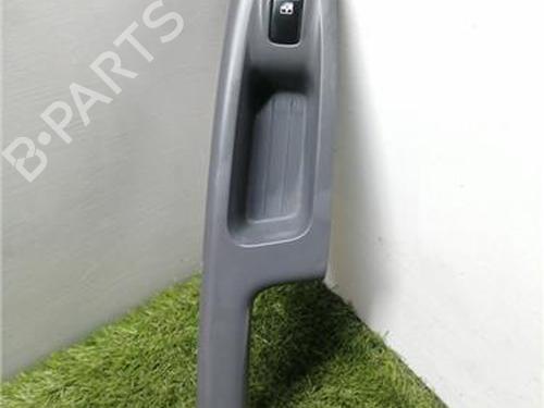 Used Right front window switch Right front window switch KIA RIO II Saloon (JB) 1.5 CRDi (88 hp) 33415527 33415527