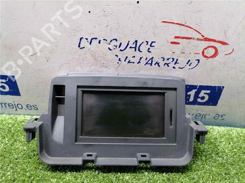 Used Radio Radio RENAULT MEGANE II (BM0/1_, CM0/1_) 1.5 dCi (BM1F, CM1F) (86 hp) 31900049 31900049