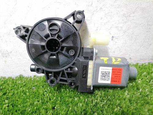 Used Right rear window motor KIA XCEED (CD) 1.0 T-GDI (101 hp) 32399518