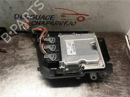 electronic-module-mitsubishi-carisma-saloon-da_-1996-1997-1998-1999-2000-2001-2002-2003-2004-2005-2006-31889126 main image