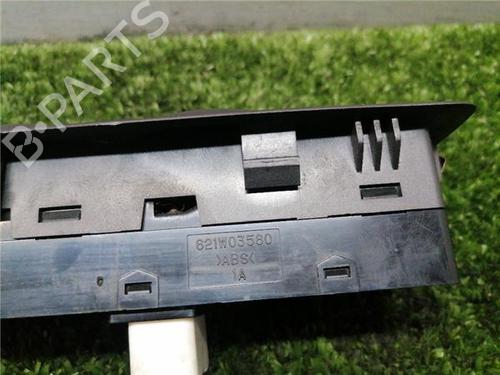 Left front window switch HYUNDAI ELANTRA III (XD) 1.6 | BP32129051I27 