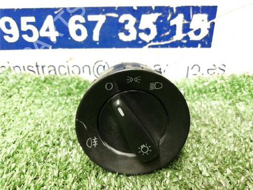 Used Switch SKODA OCTAVIA I (1U2) 1.9 TDI (90 hp) 31896870