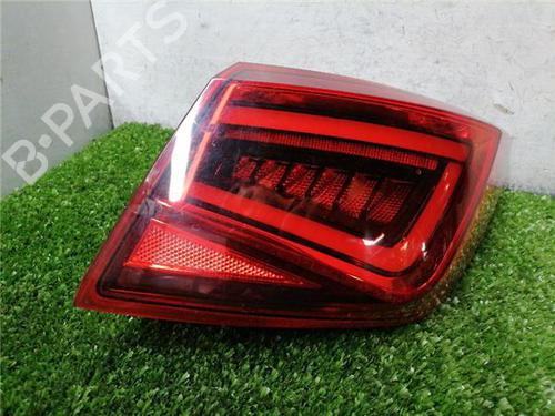 Høyre baklys SEAT LEON ST (5F8) 1.4 TSI (150 hp) 32768459