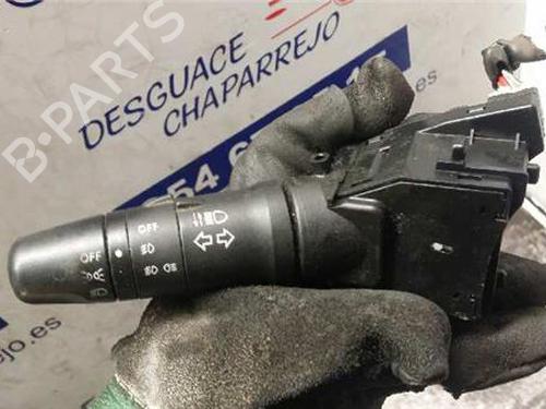 switch-nissan-primera-p12-2002-31895089 main image