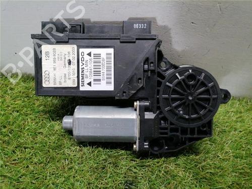 right-front-window-motor-audi-a4-b6-8e2-2000-2001-2002-2003-2004-2005-33478076 main image