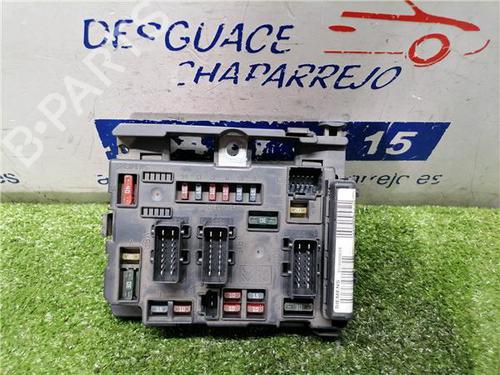 Used Fuse box CITROËN C5 I (DC_) 2.0 16V (DCRFNC, DCRFNF) (136 hp) 31890224
