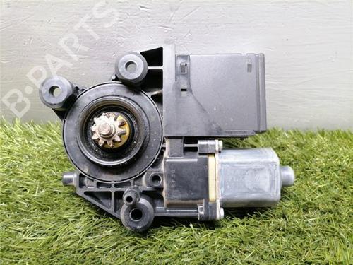 Used Right rear window motor Right rear window motor RENAULT SCÉNIC III (JZ0/1_) 1.5 dCi (110 hp) 33278437 33278437