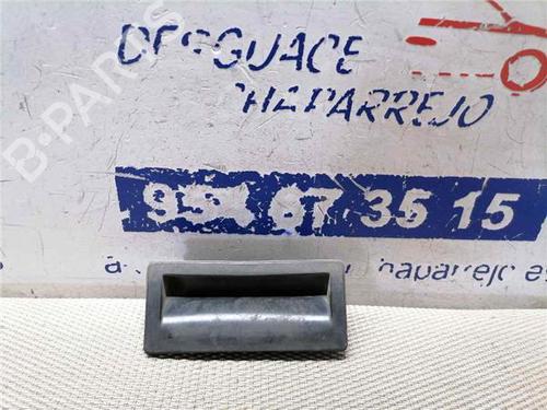 Bagagerumshåndtag VW PASSAT B6 Variant (3C5) 1.6 TDI (105 hp) 31893266