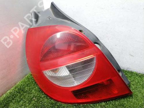 left-taillight-renault-clio-iii-br01-cr01-2005-2006-2007-2008-2009-2010-2011-2012-2013-2014-37431453 main image