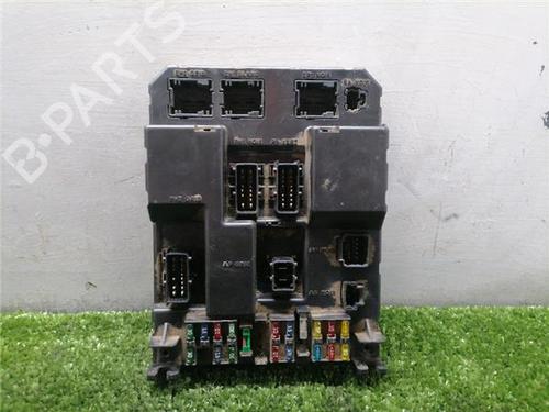 fuse-box-peugeot-307-3ac-2000-2001-2002-2003-2004-2005-2006-2007-2008-2009-2010-2011-2012-31911573 main image