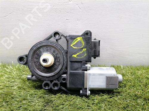 Used Right front window motor Right front window motor HYUNDAI i40 I (VF) 1.7 CRDi (116 hp) 32690057 32690057