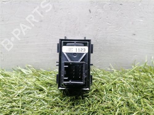 Switch OPEL MERIVA B MPV (S10) 1.7 CDTI (75) | BP32690115I30 - Image 3