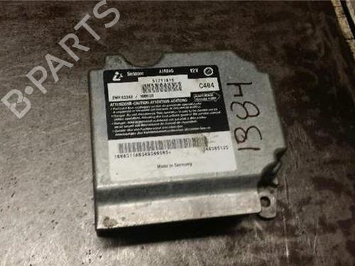 Calculateur Airbags FIAT STILO (192_) 1.6 16V (192_XB1A) (103 hp) 31895521