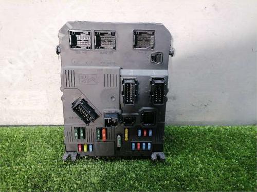 Used Fuse box Fuse box CITROËN XSARA PICASSO (N68) 1.6 HDi (90 hp) 35970646 35970646