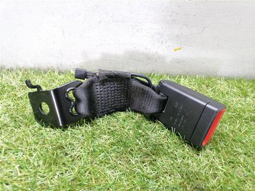 Used Seat buckle BMW 1 (F21) 116 d (116 hp) 31901461