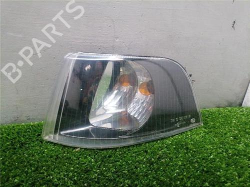 Clignotant avant gauche Clignotant avant gauche VOLVO S40 I (644) 1.6 (109 hp) 35997878 35997878
