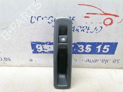 other-renault-megane-ii-bm01_-cm01_-2001-2002-2003-2004-2005-2006-2007-2008-2009-2010-2011-2012-31899847 main image