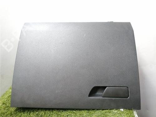 Used Glove box SEAT LEON SC (5F5) 1.2 TSI (110 hp) 31900894