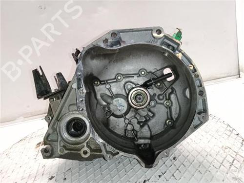 gearbox-nissan-micra-iii-k12-2002-2003-2004-2005-2006-2007-2008-2009-2010-2011-37061874 main image